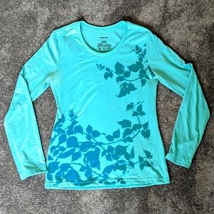Patagonia long sleeve top size small
